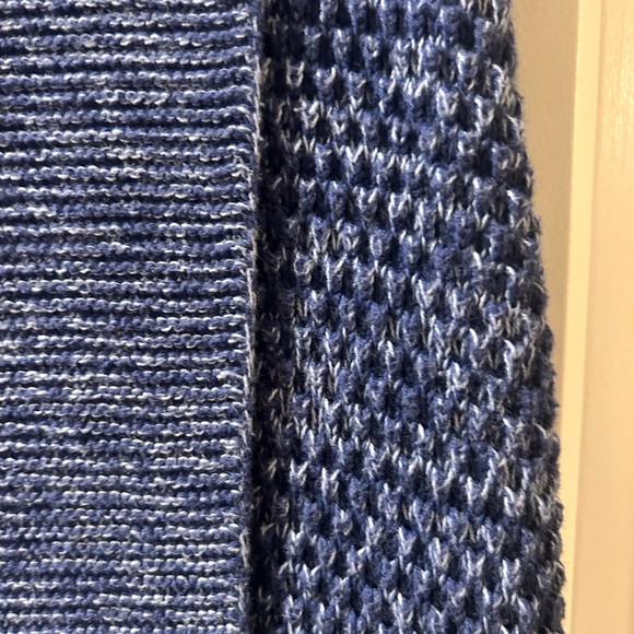 Gap sweater vest, medium, good condition - Picture 3 of 4